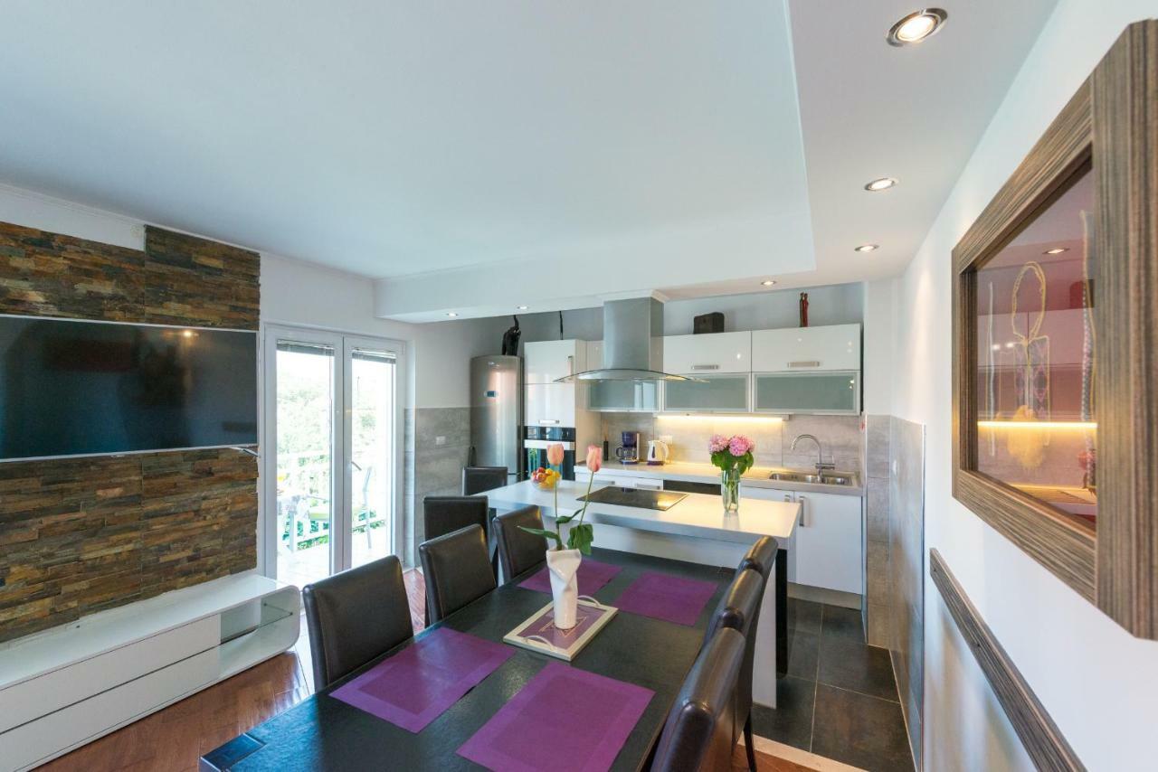 Luxury Apartment Antonija-Old Town 챠브타트 외부 사진